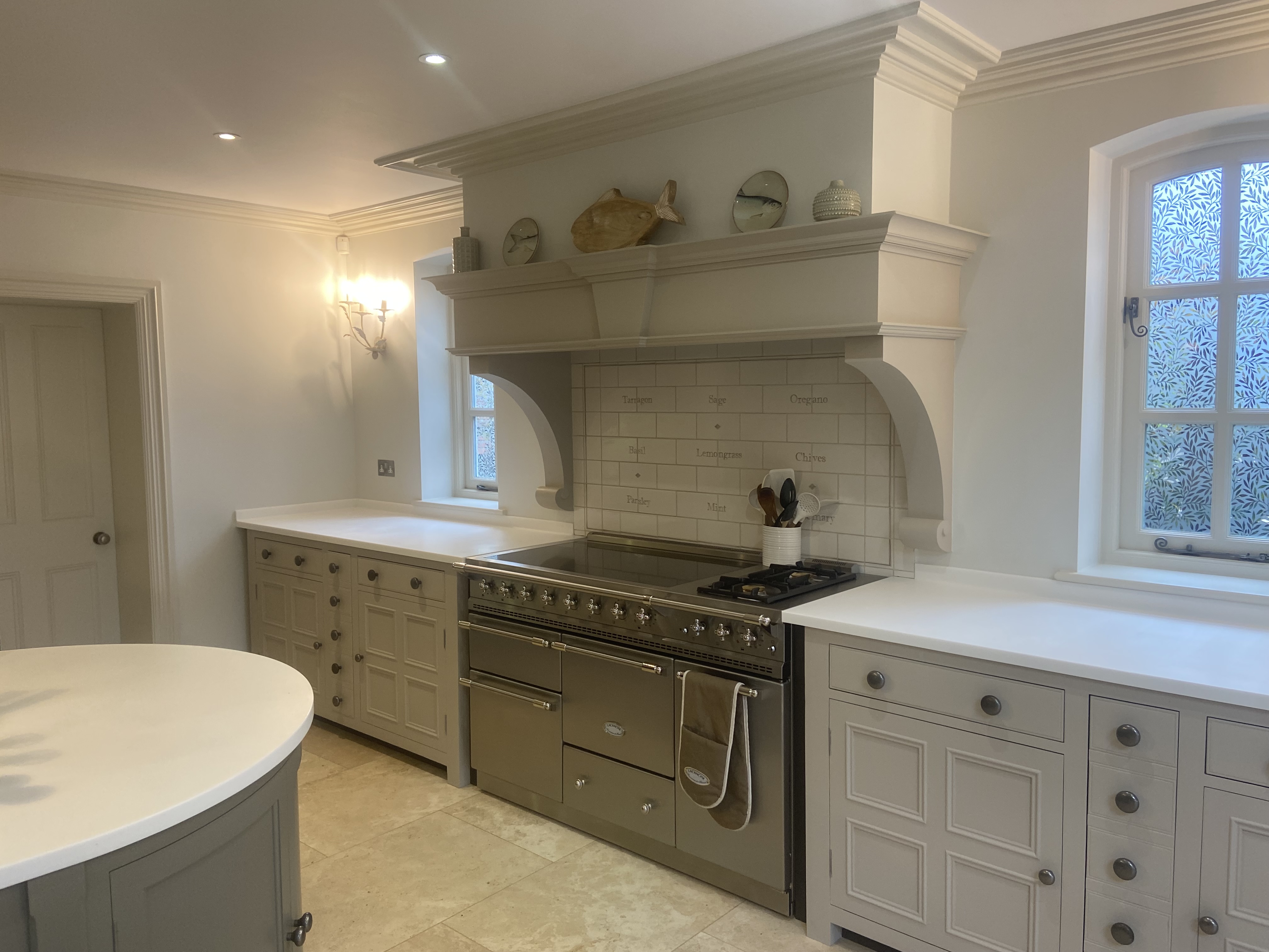 Solid surface fabrication and installation in Leicester